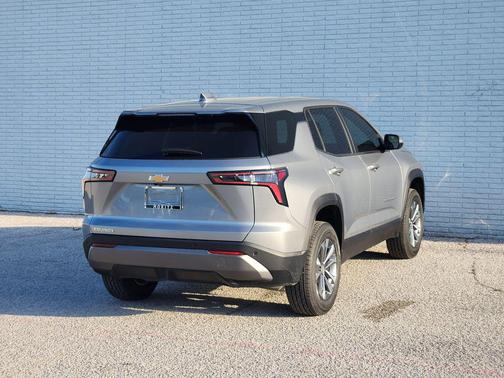 Sterling Gray Metallic 2026 Chevrolet Equinox 1LT