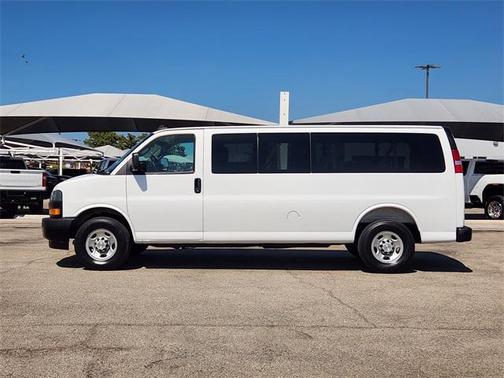 2025 Chevrolet Express 3500 RWD 3500 Extended Wheelbase LS