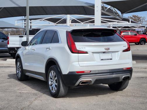 Crystal White Tricoat 2023 Cadillac XT4 Premium Luxury