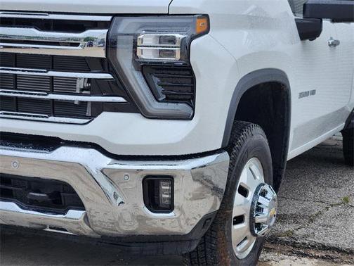 2025 Chevrolet Silverado 3500 LTZ