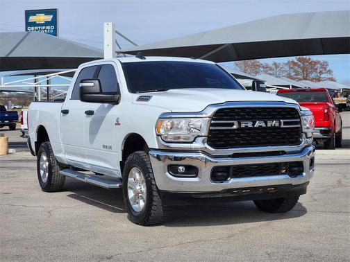 2024 RAM 2500 Big Horn Crew Cab 4x4 6'4' Box
