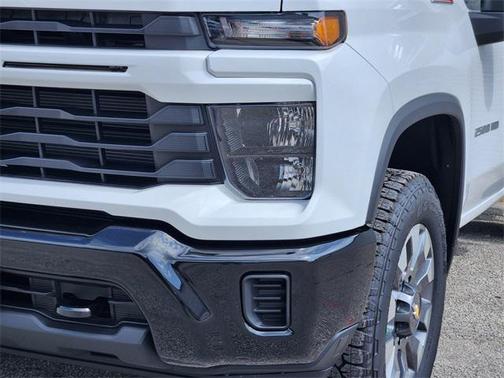 2025 Chevrolet Silverado 2500 Custom