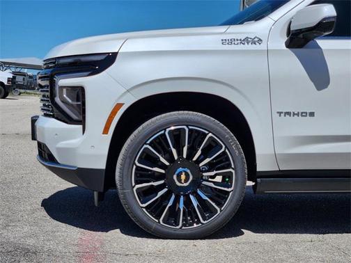 2025 Chevrolet Tahoe 4WD High Country