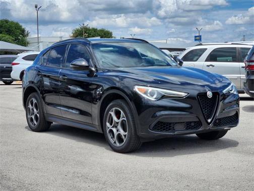 2022 Alfa Romeo Stelvio Sprint
