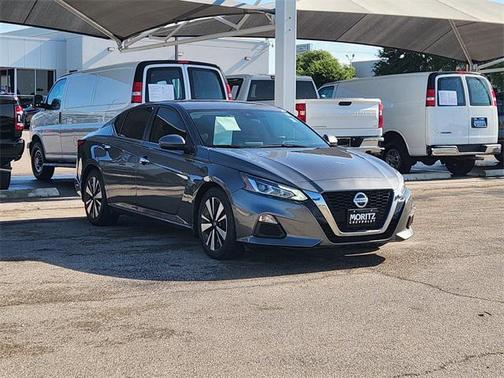 2022 Nissan Altima 2.5 SV