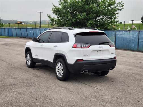 2022 Jeep Cherokee Latitude Lux