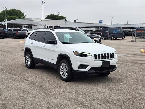 2022 Jeep Cherokee Latitude Lux