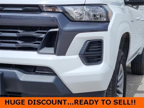 2025 Chevrolet Colorado LT