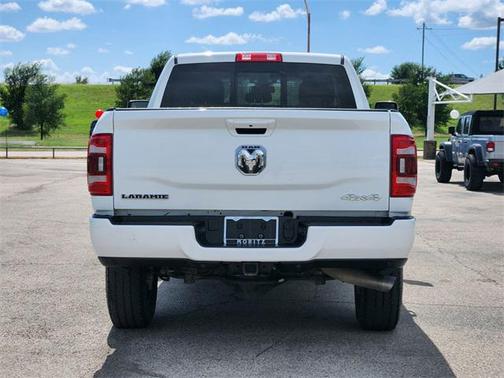 2024 RAM 2500 Laramie Crew Cab 4x4 6'4' Box