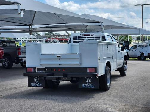 2025 Chevrolet Silverado 3500 WT