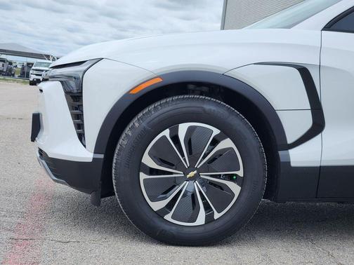 2025 Chevrolet Blazer EV eAWD LT