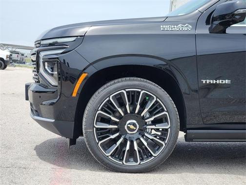 2025 Chevrolet Tahoe 4WD High Country