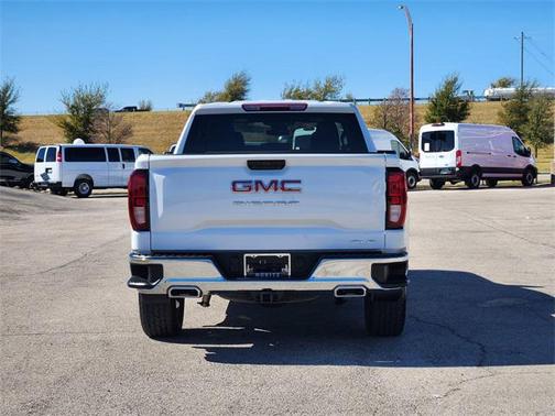 2023 GMC Sierra 1500 SLE
