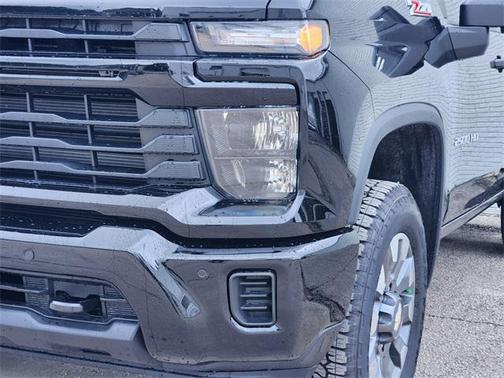 2025 Chevrolet Silverado 2500 Custom