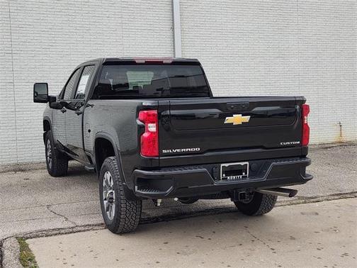 2025 Chevrolet Silverado 2500 Custom
