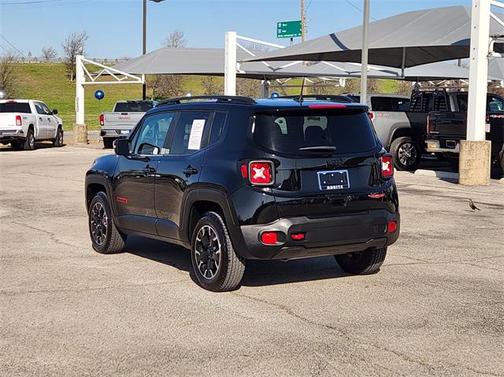 2023 Jeep Renegade Trailhawk
