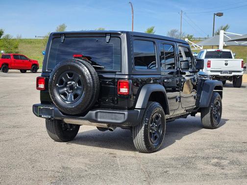 2025 Jeep Wrangler Sport