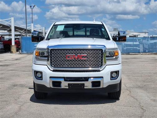 2016 GMC Sierra 2500 Denali