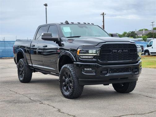 2022 RAM 2500 Limited Crew Cab 4x4 6'4' Box