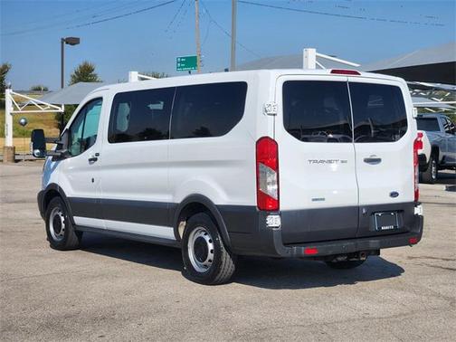 2017 Ford Transit-150 XL