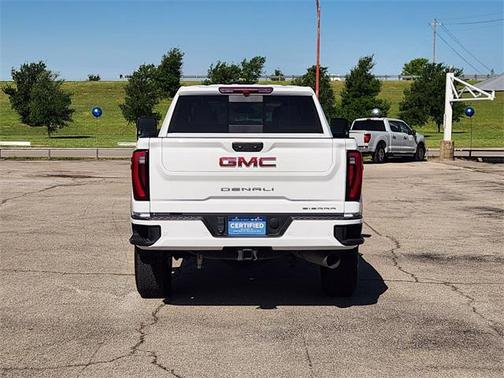 2024 GMC Sierra 2500 Denali