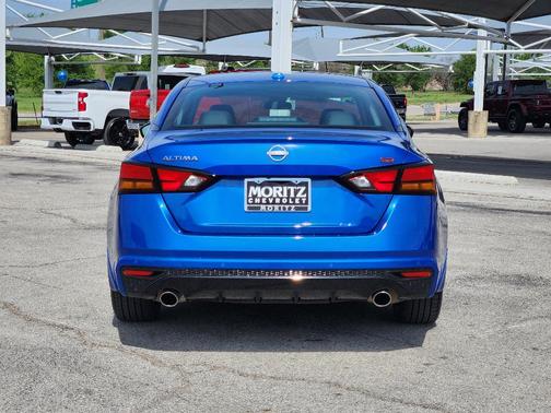 2025 Nissan Altima SR FWD