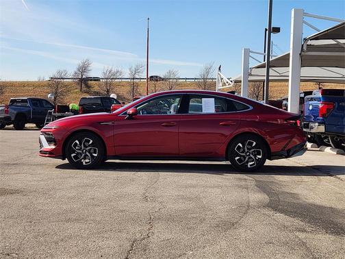 2024 Hyundai SONATA SEL