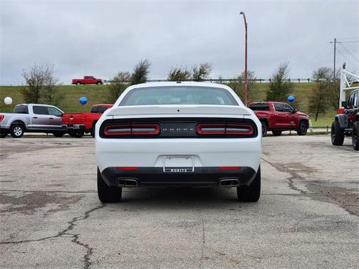 2021 Dodge Challenger SXT