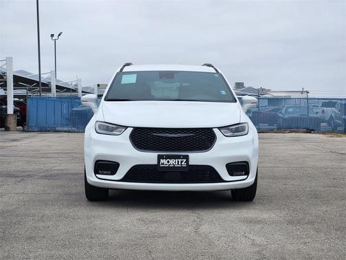 2021 Chrysler Pacifica Touring AWD