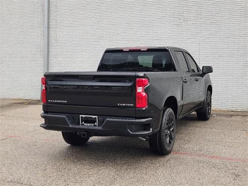 2025 Chevrolet Silverado 1500 Custom