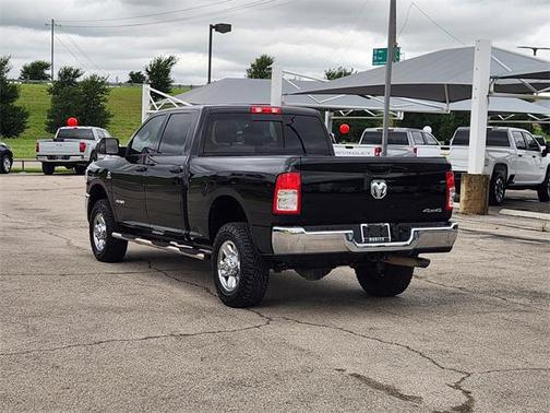 2020 RAM 2500 Tradesman Crew Cab 4X4 6'4' Box