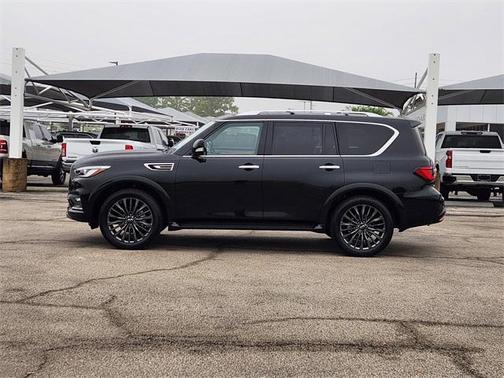 2024 INFINITI QX80 SENSORY AWD