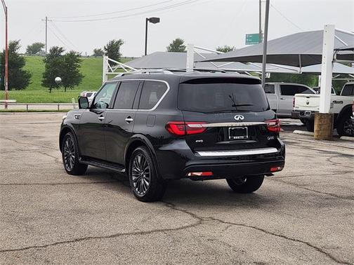 2024 INFINITI QX80 SENSORY AWD