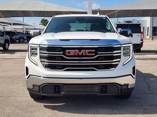 Summit White 2025 GMC Sierra 1500 SLT