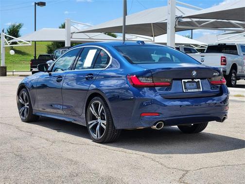 2024 BMW 330 i