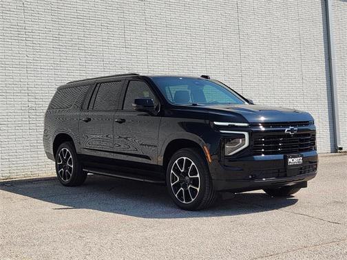 2025 Chevrolet Suburban RST