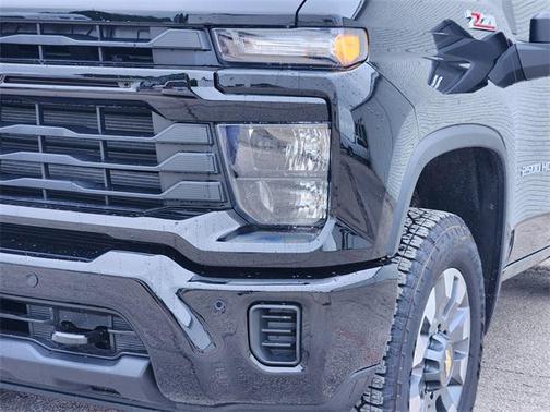 2025 Chevrolet Silverado 2500 Custom