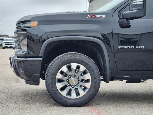 2025 Chevrolet Silverado 2500 Custom