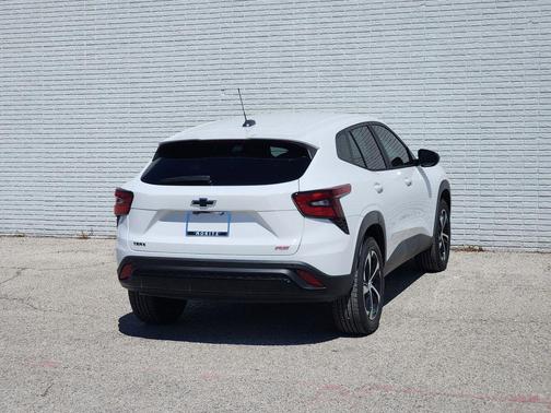 2026 Chevrolet Trax FWD 1RS