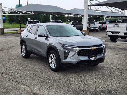2025 Chevrolet Trax LS