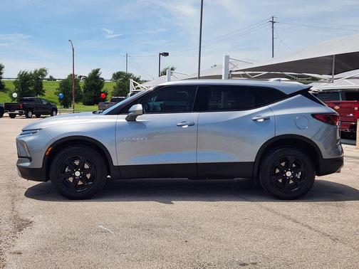 Sterling Gray Metallic 2025 Chevrolet Blazer 2LT