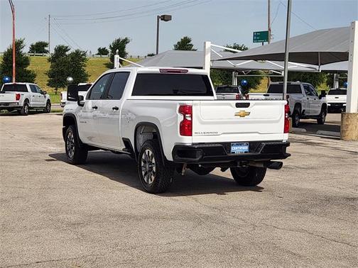 2025 Chevrolet Silverado 2500 Custom
