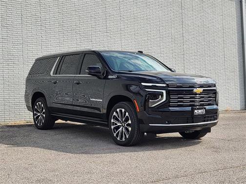 2025 Chevrolet Suburban 4WD High Country