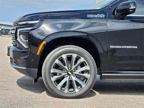 2025 Chevrolet Suburban 4WD High Country