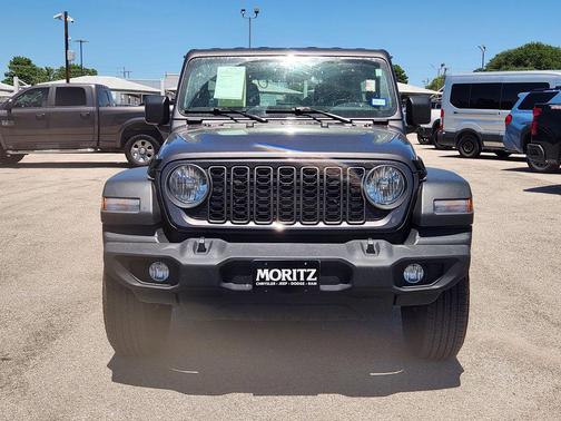 Granite Crystal Metallic Clearcoat 2025 Jeep Wrangler Sport