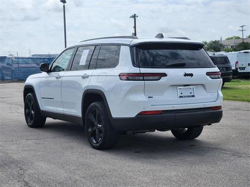 2022 Jeep Grand Cherokee L Altitude