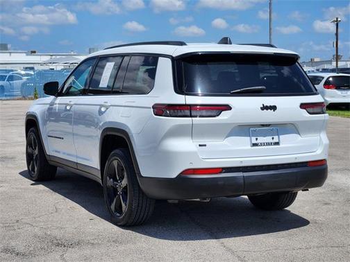 2022 Jeep Grand Cherokee L Altitude