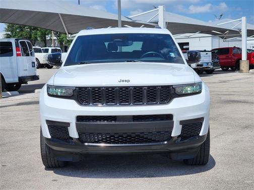 2022 Jeep Grand Cherokee L Altitude