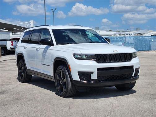 2022 Jeep Grand Cherokee L Altitude