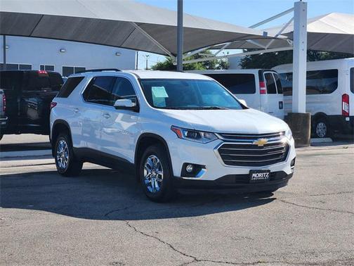 2020 Chevrolet Traverse LT Cloth
